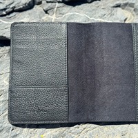 Étui à passeport portefeuille en cuir pour femme cadeau de voyage personnalisé pour couple LPT-0016B monogramme