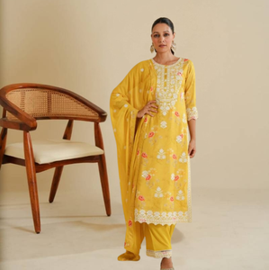 Colección de fondo Kurti de algodón cómodo para mujer, Ropa Étnica diaria informal moderna, venta al por mayor, ropa paquistaní India OEM ODM - Product Image 1