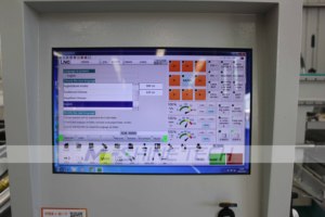 Routeur CNC à tête pivotante ATC 2130 pour le traitement du bois, idéal pour la fabrication d'armoires et <span class=keywords><strong>de</strong></span> portes - <span class=keywords><strong>Prix</strong></span> usine - Product Image 4