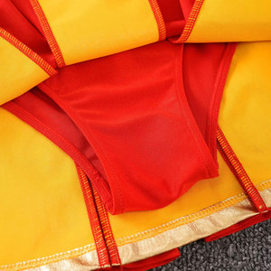 Uniforme de cheerleading pour femmes à prix de gros, service OEM, polyester respirant et à séchage rapide, logo personnalisé - Product Image 5