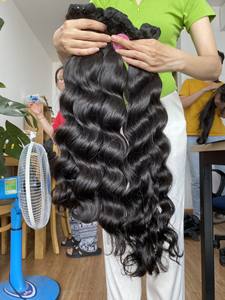 Paquet de cheveux vierges vietnamiens 100% cuticules alignés Extension de cheveux ondulés naturels non chimiques sans enchevêtrement sans perte - Product Image 6