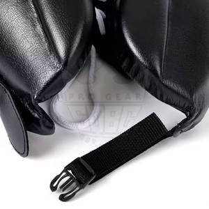 หมวกป้องกันศีรษะสำหรับชกมวย หนังคุณภาพพรีเมียม พร้อมโลโก้สั่งทำ ดีไซน์ป้องกันน้ำหนักเบา เหมาะสำหรับการฝึกซ้อม MMA และคิกบ็อกซิ่ง - Product Image 5