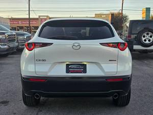 Mazda CX-30 Select 4 portes SUV d'occasion propre, modèle 2020 - Product Image 5