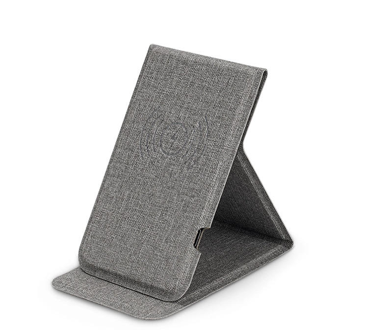 สีเทาเข้ม