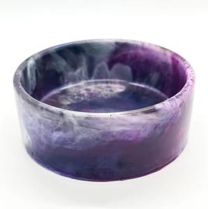 Bol en résine transparente de style ange avec finition brillante - Product Image 3