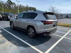 Lexus LX 600 2024 en Excelentes Condiciones, SUV Diésel Turbo de Lujo, Asientos de Cuero, Neumáticos R18, Interior Oscuro, en Venta - Product Image 6