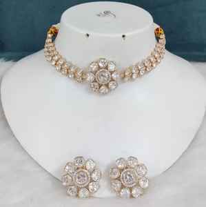 Conjunto de Collar de Moissanita de Calidad Premium con Acabado de Lujo, Perfecto para Fiestas, Bodas y Uso Diario, Diseño Elegante - Product Image 1