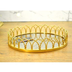 Bandeja para servir martillada de diseño maravilloso, uso como plato para servir en restaurante de hotel en casa, bandeja para servir de Metal de forma redonda de color dorado - Product Image 6