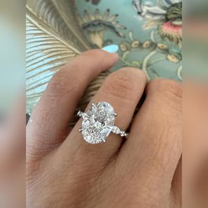 Bague en diamant de laboratoire de 3,00 carats, taille ovale, VVS2, certifiée IGI, fournisseur en gros, prix d'usine, livraison mondiale - Product Image 2