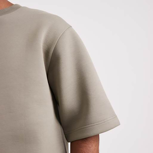 <span class=keywords><strong>T</strong></span>-<span class=keywords><strong>shirt</strong></span> in maglia doppia pesante antipiega color kaki, vestibilità rilassata con spalle scese - Product Image 4