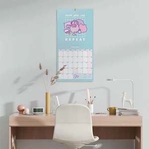 Calendario Perpetuo de Pared Pusheen 2025, Material de Papel para Uso en Mesa y Promociones, con Reloj Integrado y para Uso en Mesa - Product Image 4