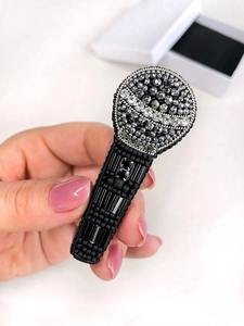 Porte-clés en alliage avec perles, léger, pas cher, multicolore, vente en gros, breloque brodée, étanche et durable - Product Image 2