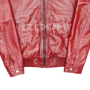 Chaqueta de Cuero Genuino Roja con Capucha Desmontable, Cierre Frontal con Cremallera, Estilo Bomber/Biker Versátil, Prenda Exterior de Primera Calidad - Product Image 6