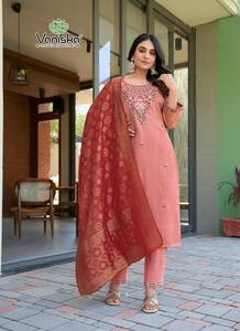 Meilleure qualité de vêtements décontractés pour les femmes Long Kurti en pure viscose mousseline de soie Dupatta Direct Export inde indien pakistanais vêtements - Product Image 2