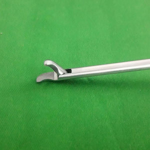 Nouveau porte-aiguille laparoscopique manuel réutilisable en acier inoxydable de haute qualité, pour chirurgie générale, certifié CE ISO13485 Classe I - Product Image 4