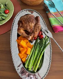 Plateau métallique de qualité export, vente en gros mondiale, plateau en aluminium poli de qualité supérieure, élégant pour la restauration, hôtels et complexes côtiers, Zahid Exports - Product Image 3