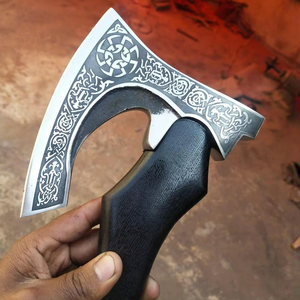 Hacha vikinga hecha a mano personalizada con cabeza de acero al carbono grabada y Funda de cuero para acampar al aire libre y hacha de regalo - Product Image 1