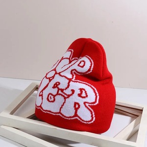 2025 fabricante de Pakistán diseño único hombres y mujeres Mohair Beanie sombreros Material de algodón tejido polar Beanie venta en línea invierno - Product Image 3