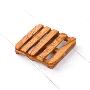 Sous-verres classiques en bois d'olivier personnalisés et écologiques, réutilisables et lavables, accessoires de bar pour la maison, les fêtes et le camping par ArtisRaw - Product Image 1