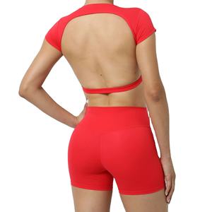 2025 nouveautés vêtements de sport pour femmes personnalisés Sexy dos nu Yoga Shorts avec bouton décoration motif solide au-dessus de la longueur du genou - Product Image 5