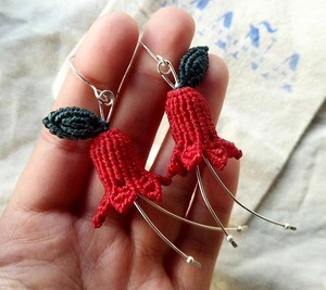 Boucles d'oreilles en macramé faites à la main en argent Vintage Design Unique Wire Wrap petites perles en laiton balancent cerceau pour cadeau de mariage du jour de la République - Product Image 4