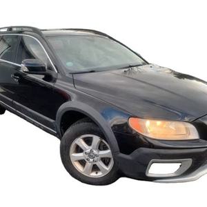 VOLVO XC70 3.2 4 portes Break d'occasion 2011 Sièges en cuir Volant à gauche Caméra de recul Phares à LED Toit ouvrant Euro III 8 airbags - Product Image 1