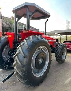 Tractor Agrícola 4x4 con Cabina, Neumáticos Grandes para Trabajo en Campo - Product Image 2