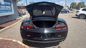 2012 Chevrolet Camaro 1LT cuir coupé RWD vitesse automatique caméra arrière en alliage d'aluminium galerie de toit essence état d'occasion - Product Image 2