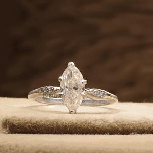 Marquesa y corte redondo diamante 7 piedra estilo anillo de compromiso para mujer - Product Image 6