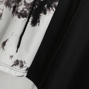 Sudadera con capucha corta informal estampada de alta calidad para mujer, ropa de calle ligera con cuello con capucha, logotipo frontal, el mejor diseño - Product Image 2