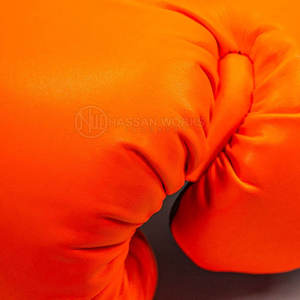 Gants de boxe en cuir haut de gamme - Fabriqués sur mesure avec des couleurs et des tailles personnalisées respirantes pour une utilisation en salle de sport - Product Image 4