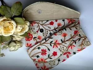 Shagun กระเป๋าคลัทช์ปักลายหรูหรา, กระเป๋าคลัทช์ Punjabi สำหรับ Diwali รอมฎอนสำหรับคืนวันขอบคุณพระเจ้า - Product Image 3