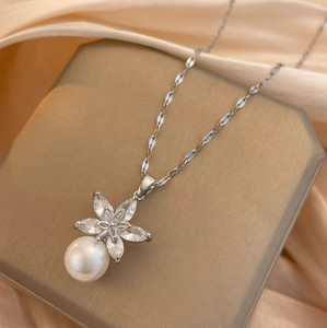 Collier exquis en forme de fleur avec un design polyvalent et tendance, collier pendentif en cuivre - Product Image 6
