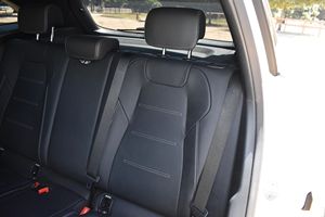 Mercedes-AMG GLA45 2022 USADO con Volante a la Izquierda/Derecha - Product Image 2