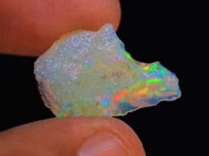 Superbe opale éthiopienne brute opale de guérison brute en vrac Welo Flashy rugueuse pour la fabrication de pierres précieuses - Product Image 5