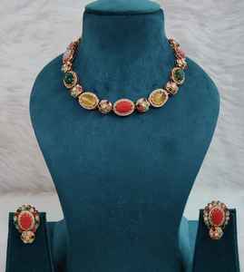 ชุดสร้อยคอโพลกีและโมนาลิซ่า เครื่องประดับแบบมินิมอล เข้ากับทั้งชุดพื้นเมืองและชุดตะวันตก เหมาะสำหรับงานปาร์ตี้และเทศกาลต่างๆ - Product Image 6