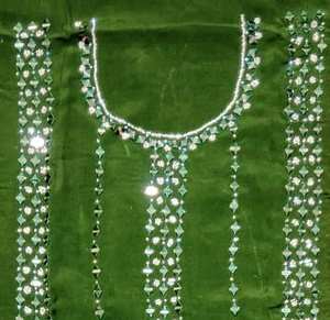 Costumes indiens de créateur modernes non cousus brodés à la main pour femmes pour les fêtes de style traditionnel - Product Image 2