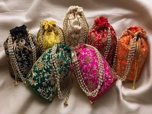 Embroidered Purse Potli <b>Bag</b>, Clutch Indian Wedding, Haldi Mehendi Sangeet Gift, Party <b>Bag</b>, Favor <b>Bag</b>, Cases, Make up Gift <b>Bag</b> - Product Image 3
