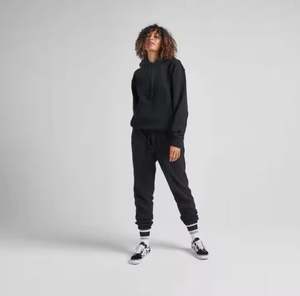 Pantalon de survêtement pour hommes Gym Ready Tissu extensible léger Conique Fabricant OEM - Product Image 2