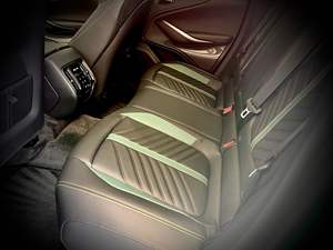 2024 Asstoon Martin DBX 707 Edición AMR23 Gasolina, Bajo Kilometraje - Product Image 6