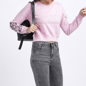 Diseño personalizado uso al aire libre mujeres Crop Top sudadera Color sólido cómodo mujeres Crop Top sudadera - Product Image 4