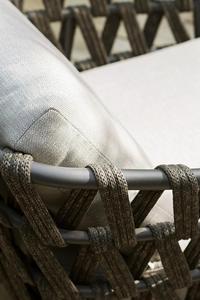 Chaise de jardin d'extérieur en aluminium imperméable avec siège rembourré en corde tressée pour balcon et terrasse - Product Image 5