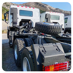 Penjualan terlaris truk traktor HOWO bekas 371Hp 6x4 mesin Diesel Euro <span class=keywords><strong>2</strong></span> emisi kemudi kiri - Product Image 5