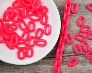 Cadena de eslabones de resina personalizada para colgar en la pared, pieza decorativa con acento artístico elegante para hogares modernos, hoteles y decoración de interiores - Product Image 5