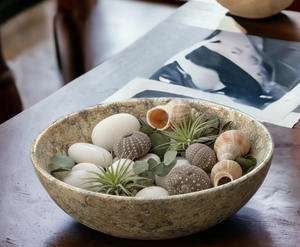 Bol en marbre pierre fossile fabriqué à la main. Une pièce maîtresse décorative de qualité supérieure pour les intérieurs de luxe, les hôtels et les cadeaux d'entreprise. - Product Image 4