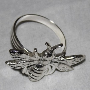 New Fashionable Embossed <b>Bee</b> Silver plated Stainless Steel Elegant Decoration napkin ring high quality royal napkin ring - Product Image 2