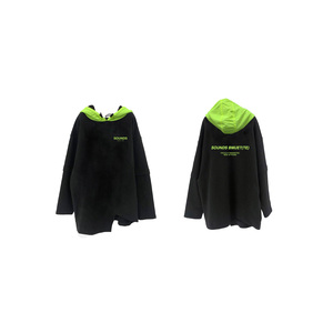 [SOUNDS] เสื้อฮู้ดดี้ SOUNDS LOGO รุ่น 21CDSBMHD-31 เสื้อฮู้ดดี้แบบสวมหัวทันสมัยสำหรับผู้ชายและผู้หญิง สไตล์ยูนิเซ็กซ์ - Product Image 3