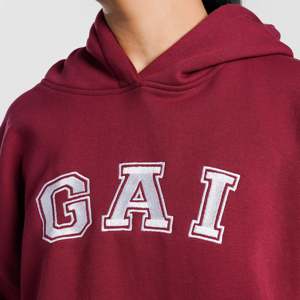 Sudadera Extra Grande GA-I Essence para Mujer, Color Granate - Product Image 3