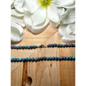 Collier en turquoise de Mohave, fait main par les Navajo, objet culturel de collection - Product Image 2