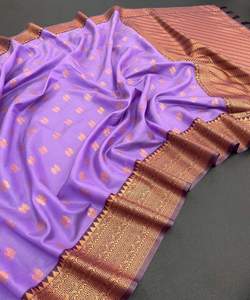 Saree exclusif en soie indienne pour femmes avec broderie lourde et vêtements de fête fantaisie pour les fonctions de mariage - Product Image 4